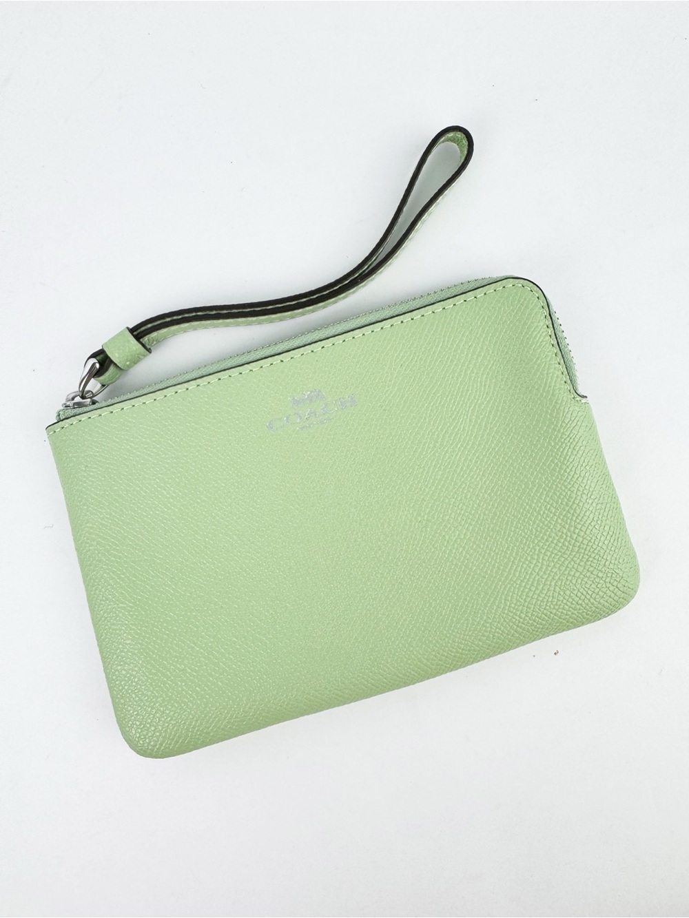 Coach Crossgrain Leather Corner Zip Wristlet Pale Pistachio Green